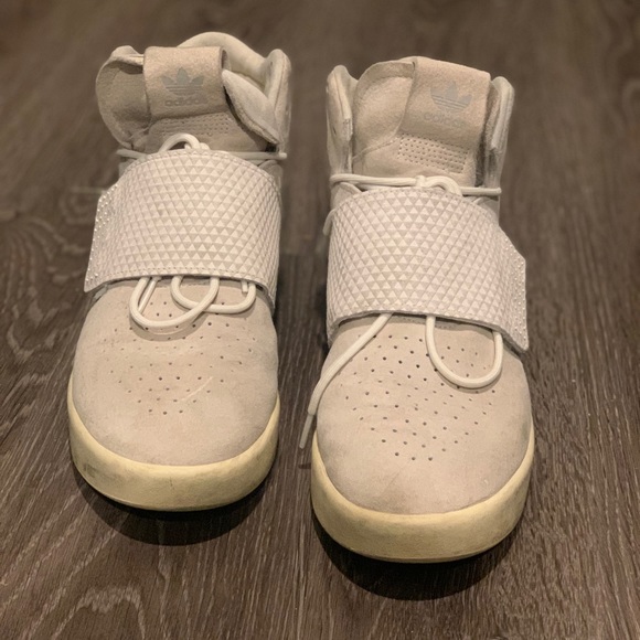 🤍adidas grey Tubular Invader Strap🤍 - Picture 8 of 10